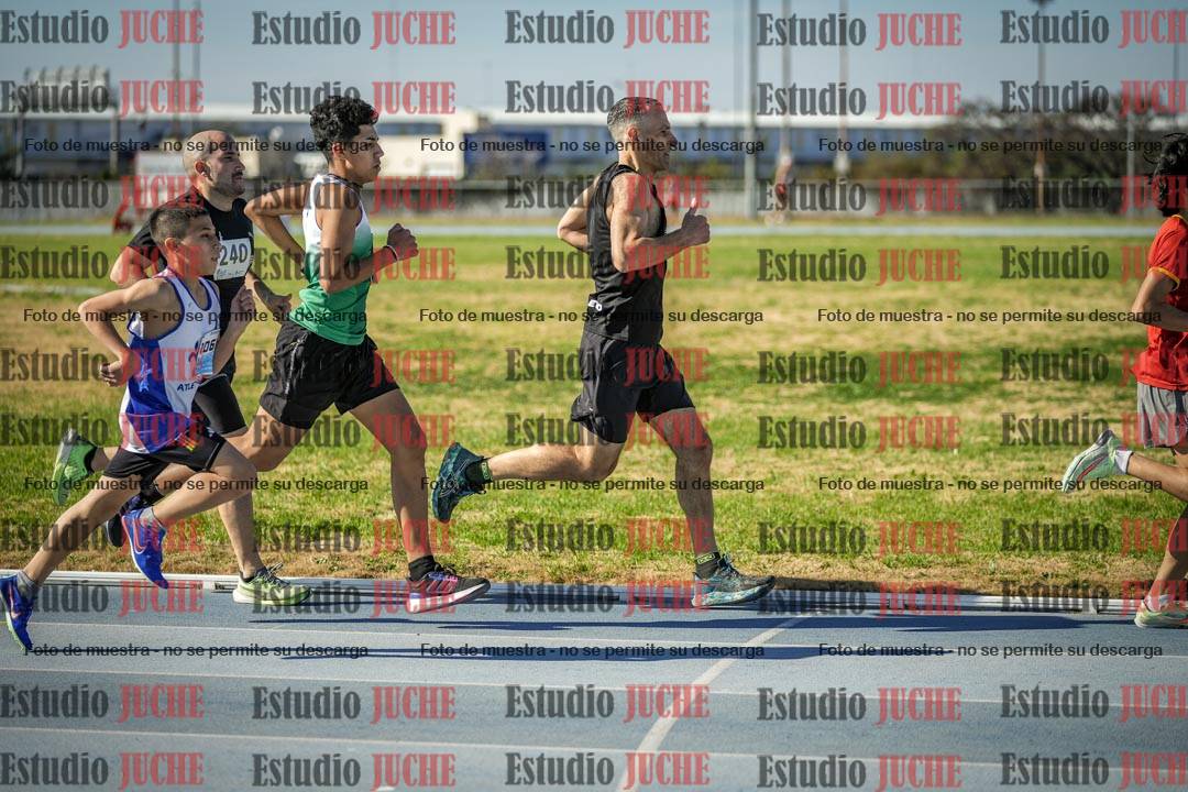 Fotos de los 1000 m llanos de varones