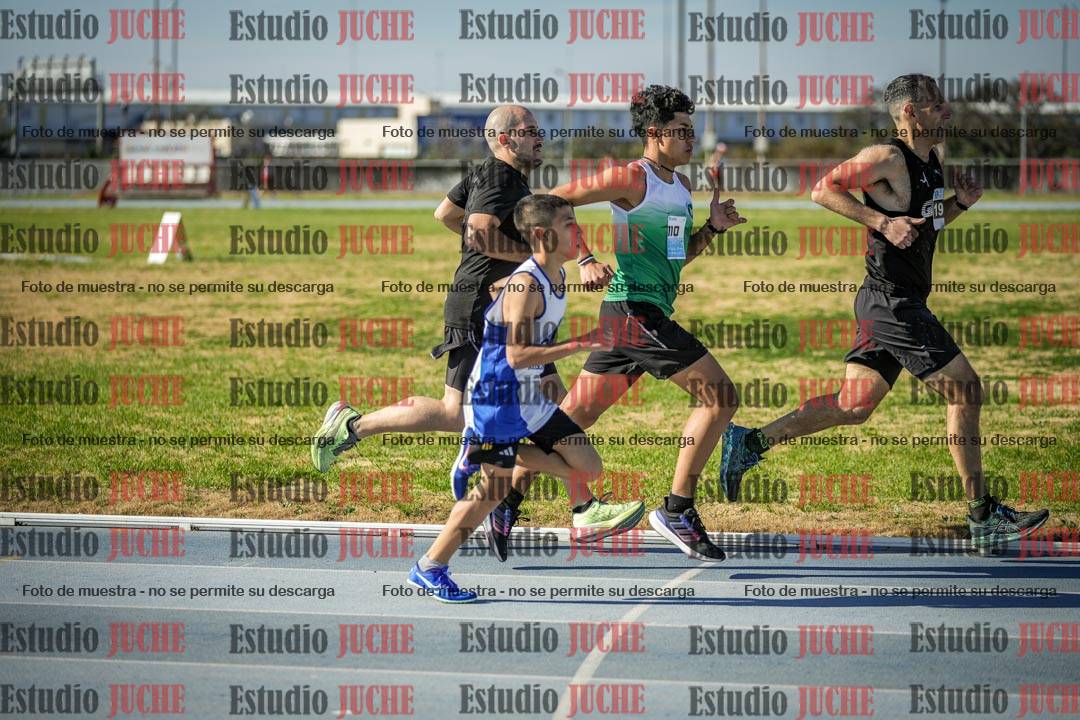 Fotos de los 1000 m llanos de varones
