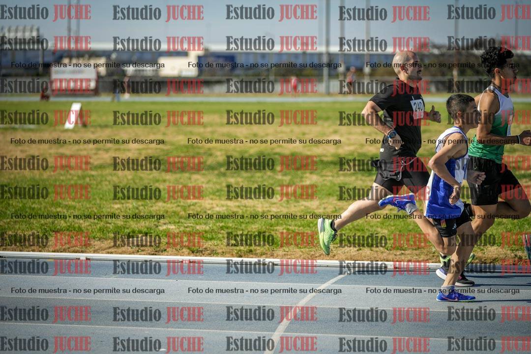 Fotos de los 1000 m llanos de varones