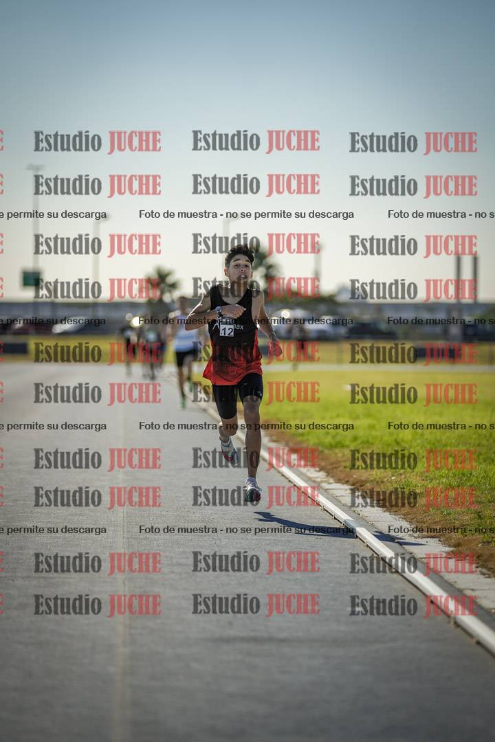 Fotos de los 1000 m llanos de varones