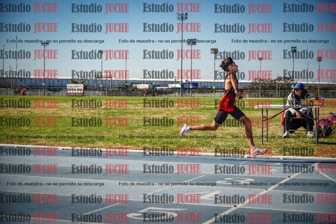 Fotos de los 1000 m llanos de varones