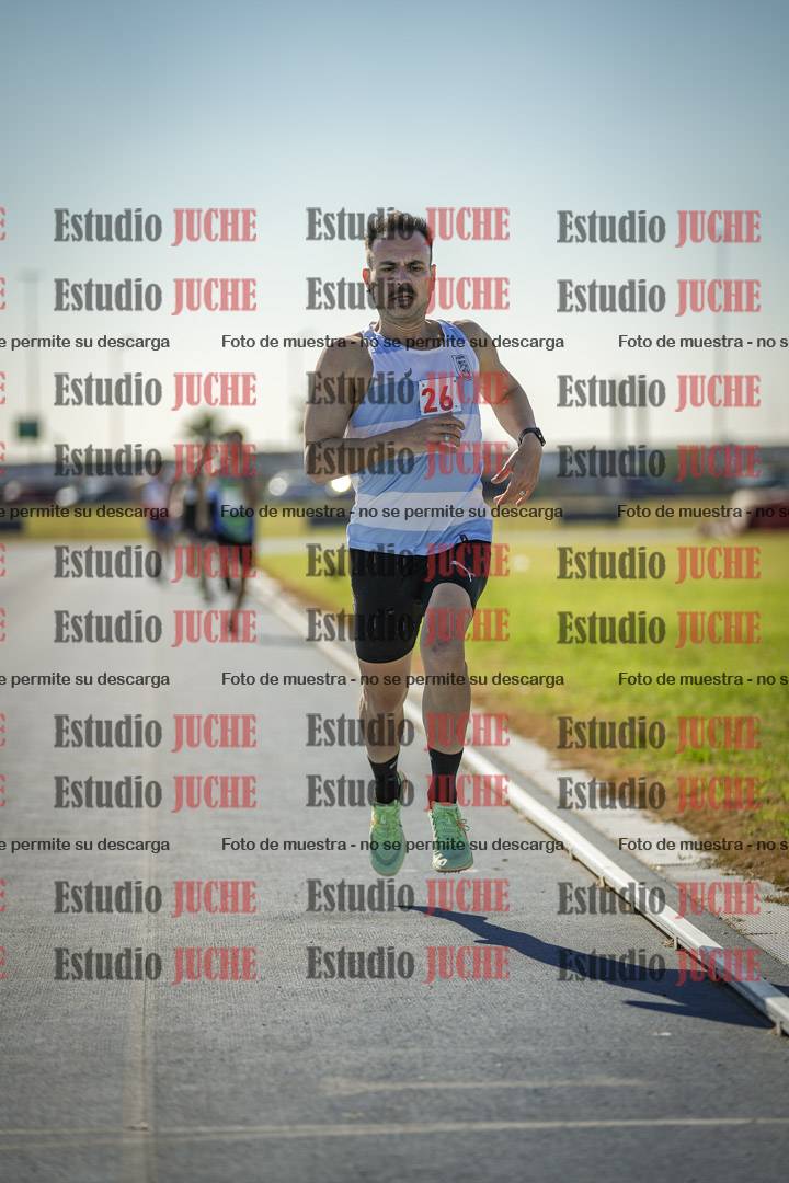 Fotos de los 1000 m llanos de varones