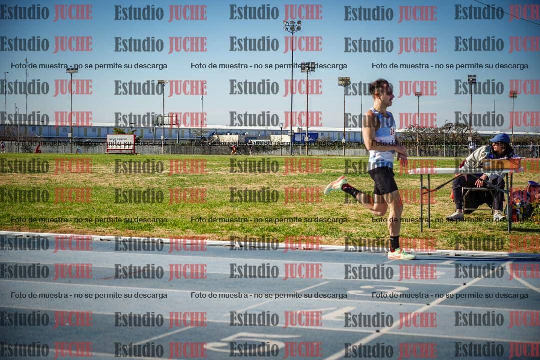 Fotos de los 1000 m llanos de varones