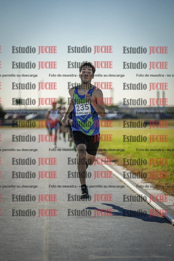 Fotos de los 1000 m llanos de varones