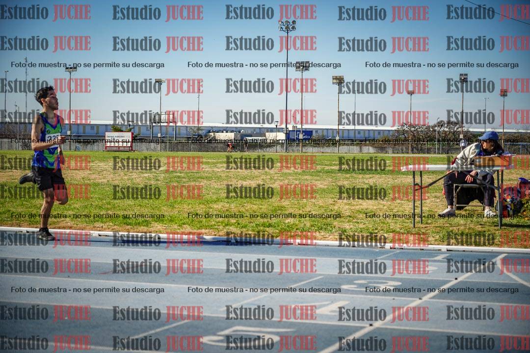 Fotos de los 1000 m llanos de varones
