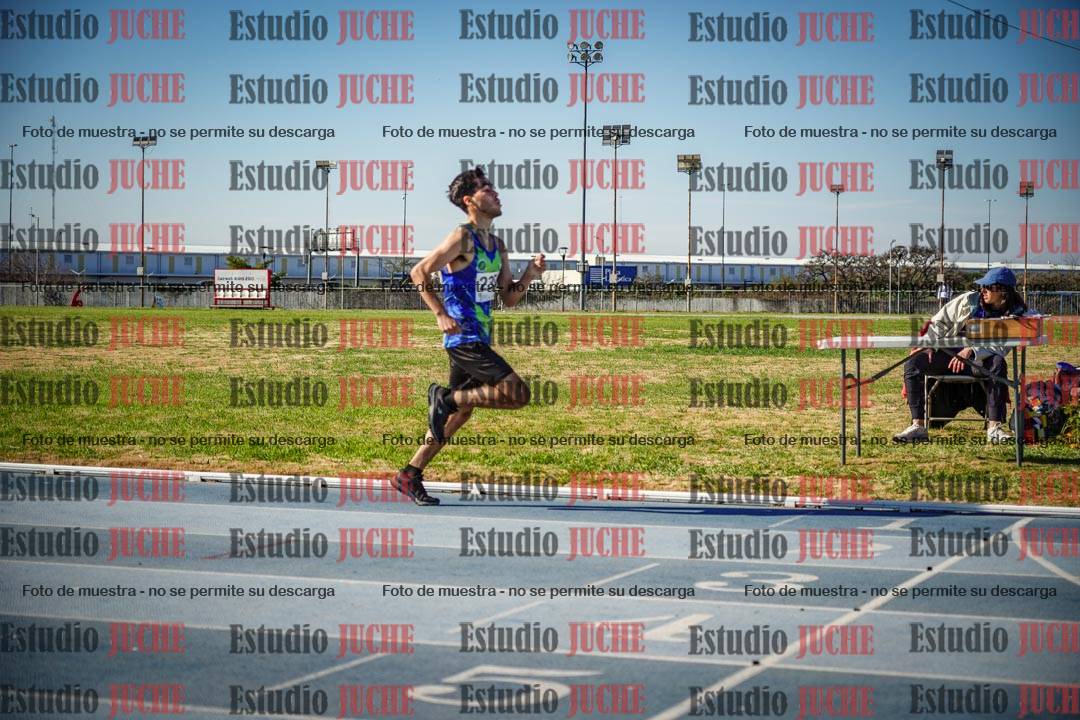 Fotos de los 1000 m llanos de varones