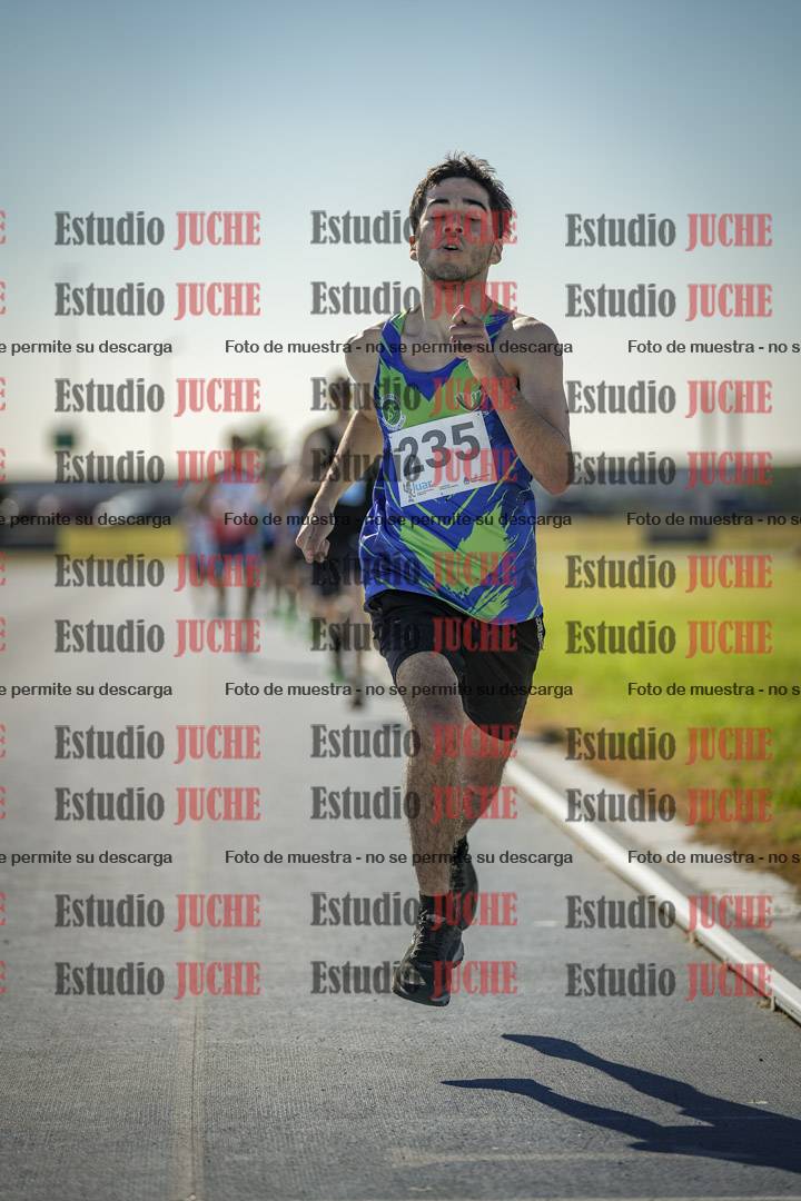 Fotos de los 1000 m llanos de varones