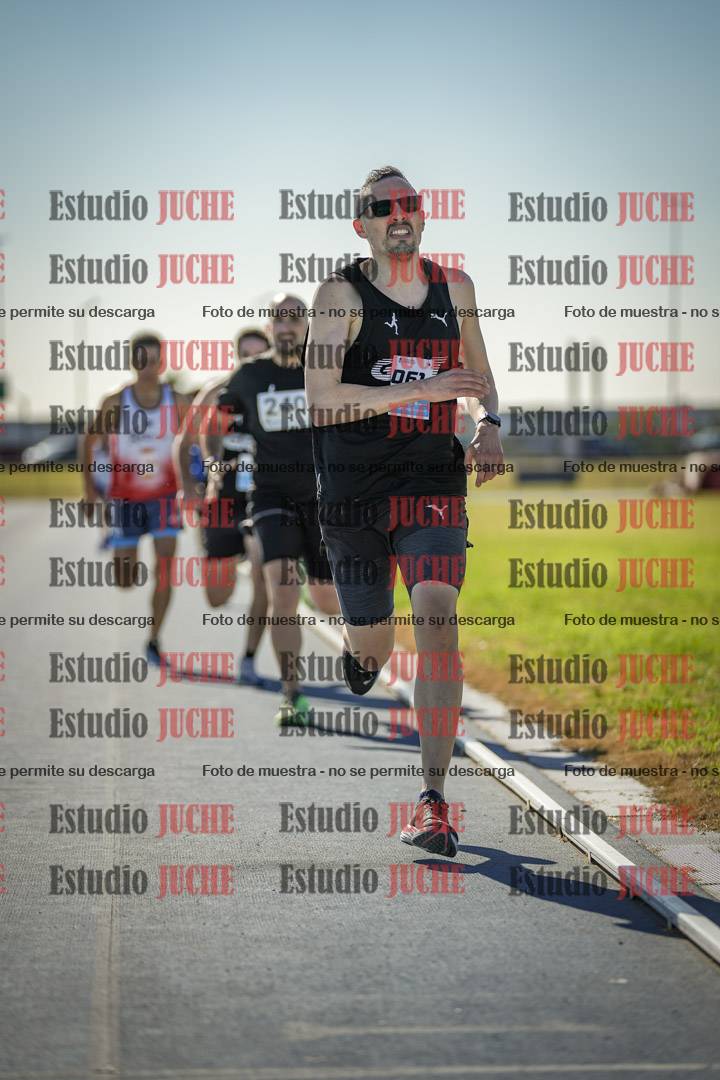 Fotos de los 1000 m llanos de varones