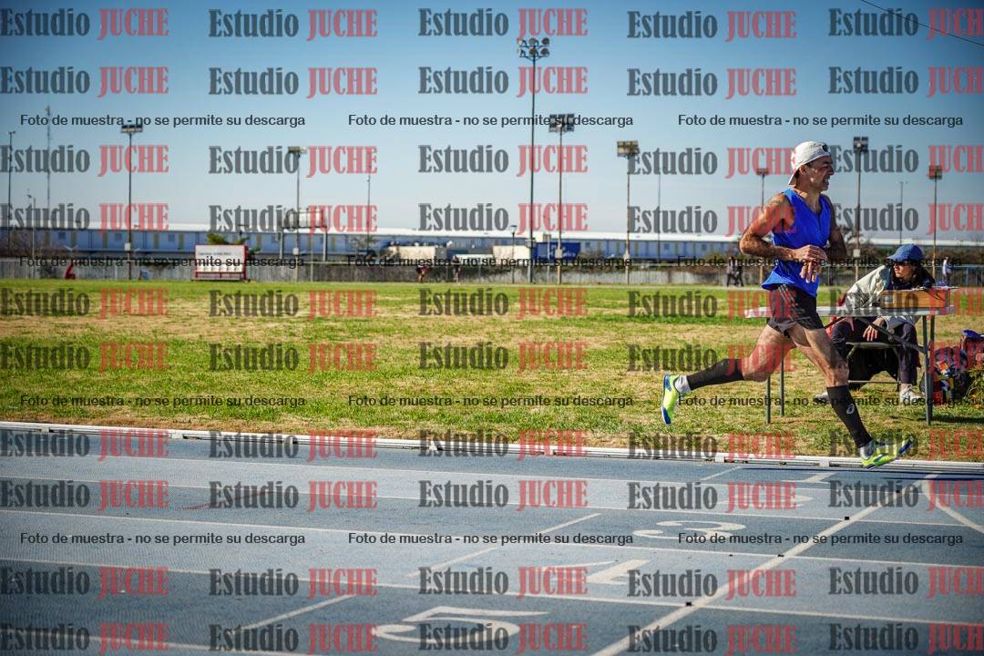 Fotos de los 1000 m llanos de varones