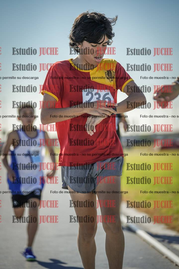 Fotos de los 1000 m llanos de varones