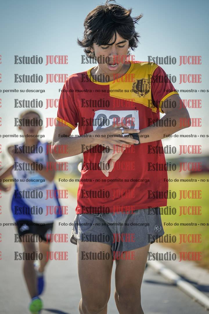 Fotos de los 1000 m llanos de varones