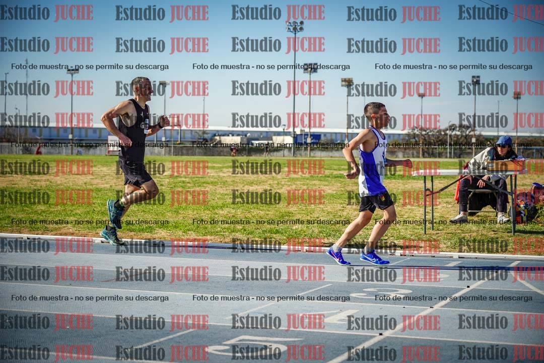 Fotos de los 1000 m llanos de varones
