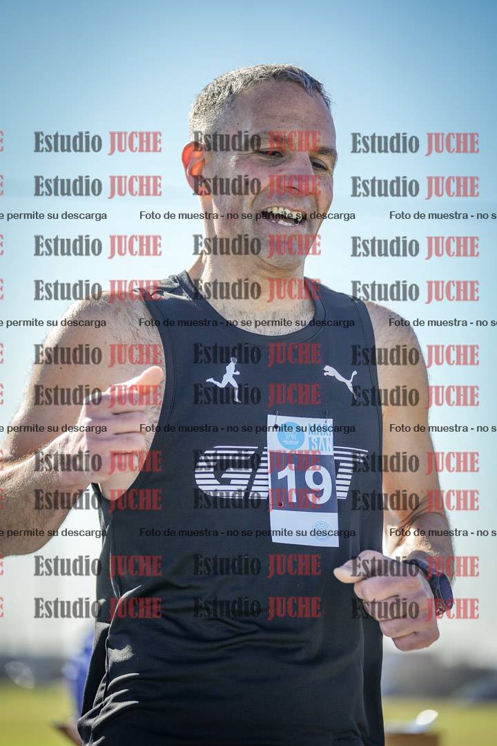 Fotos de los 1000 m llanos de varones