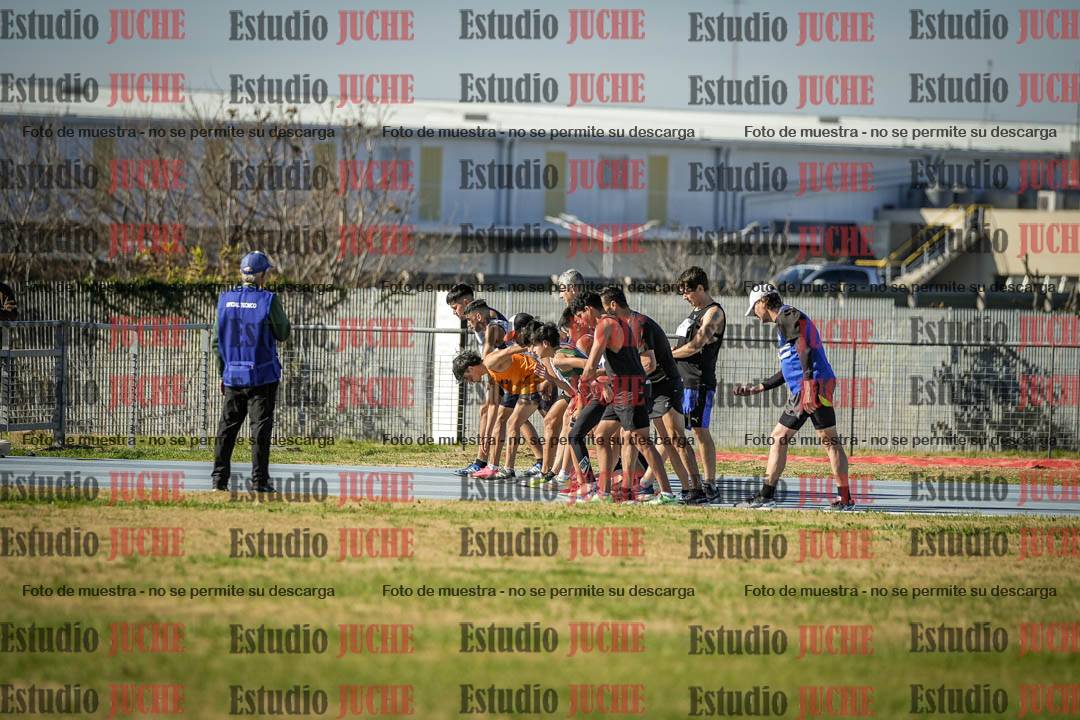 Fotos de los 1000 m llanos de varones