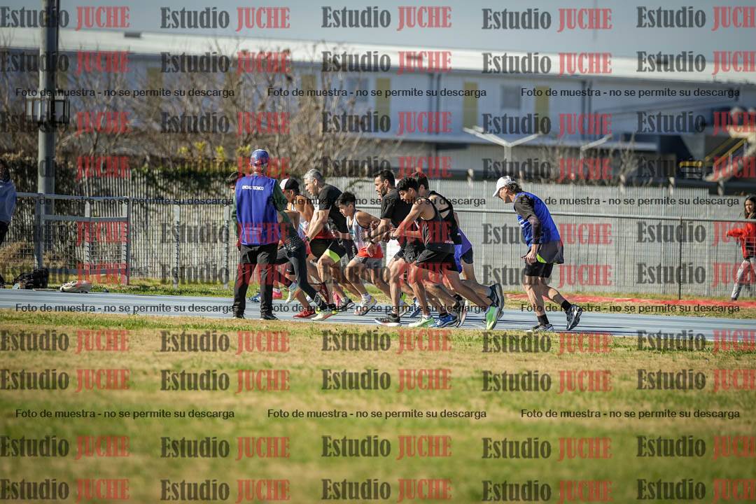 Fotos de los 1000 m llanos de varones