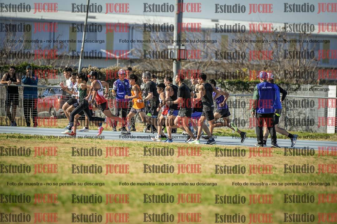 Fotos de los 1000 m llanos de varones