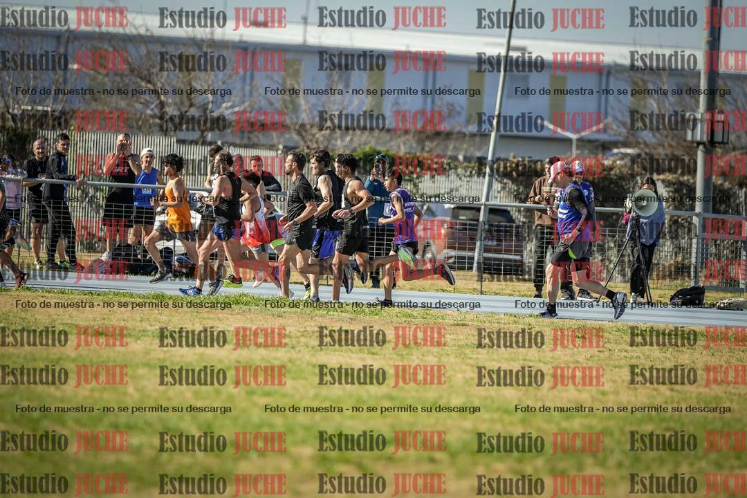 Fotos de los 1000 m llanos de varones