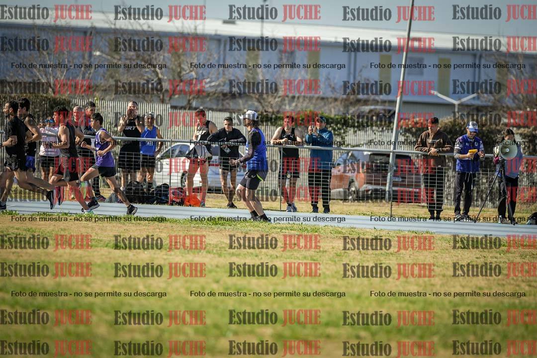 Fotos de los 1000 m llanos de varones