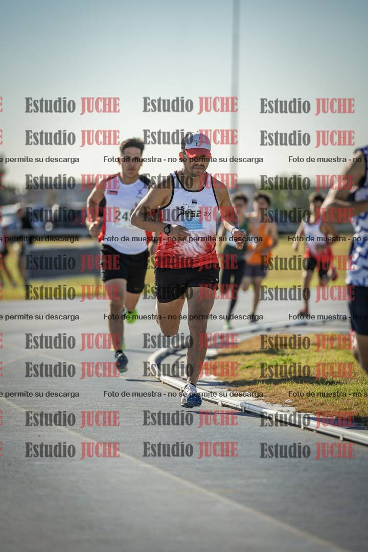 Fotos de los 1000 m llanos de varones