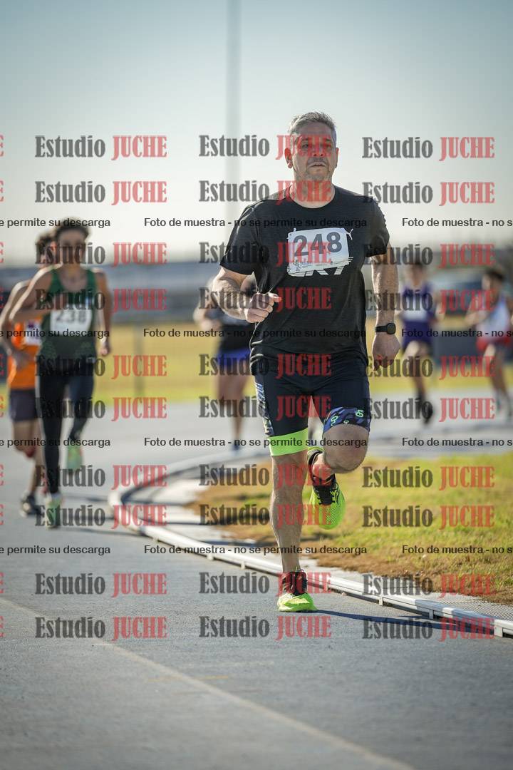 Fotos de los 1000 m llanos de varones