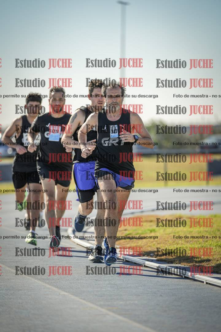 Fotos de los 1000 m llanos de varones