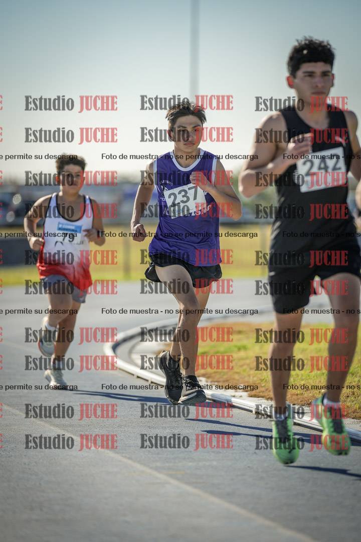 Fotos de los 1000 m llanos de varones