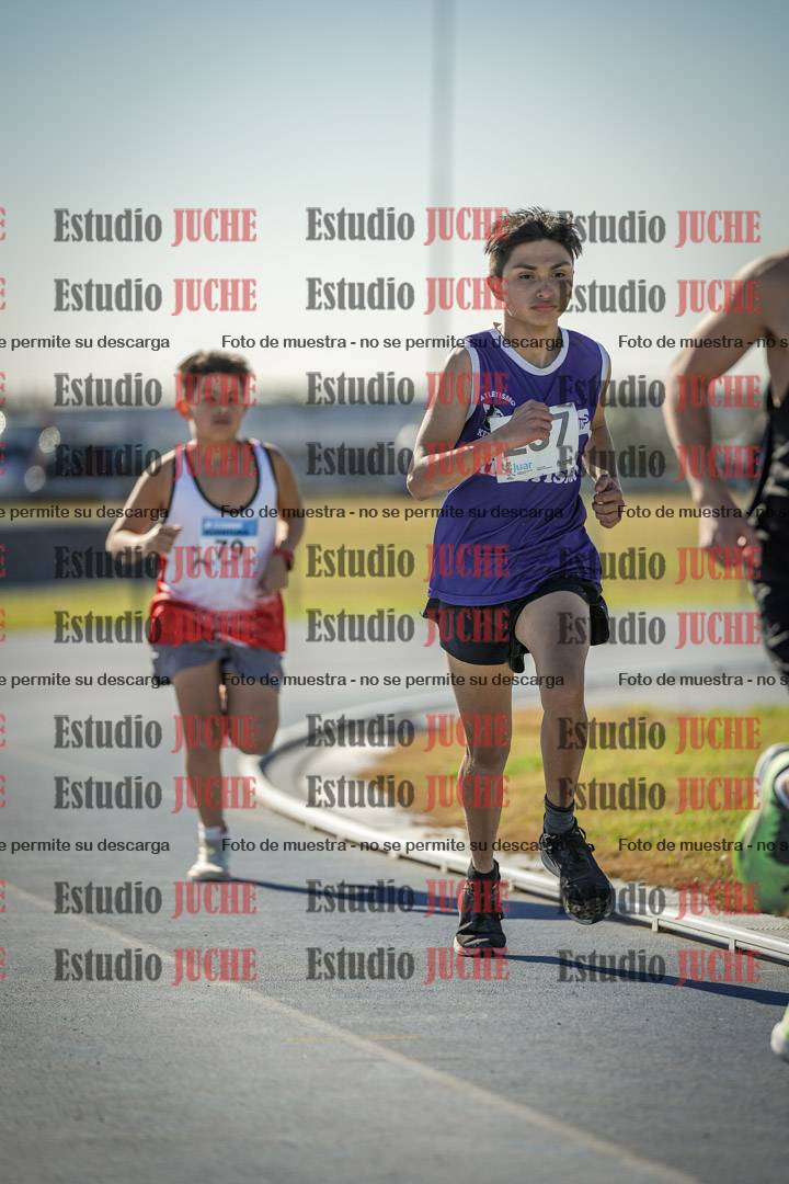 Fotos de los 1000 m llanos de varones