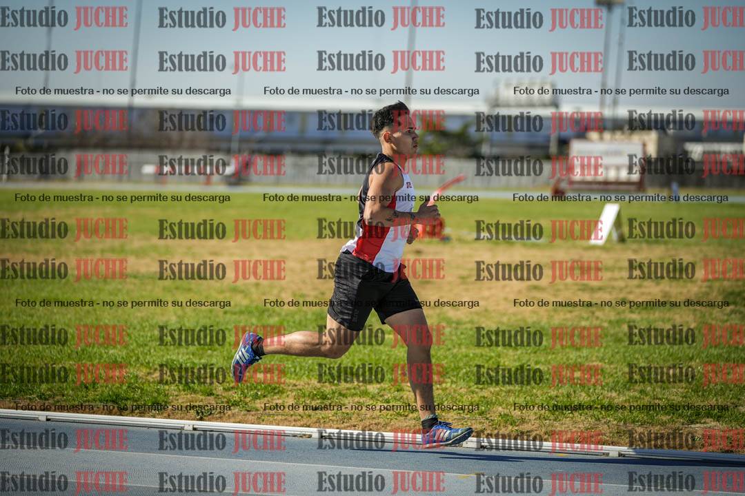 Fotos de los 1000 m llanos de varones