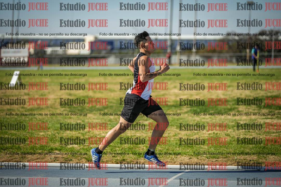 Fotos de los 1000 m llanos de varones