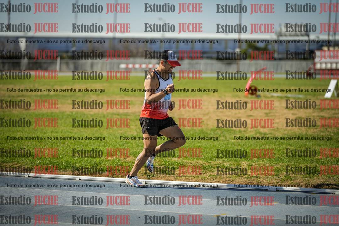 Fotos de los 1000 m llanos de varones