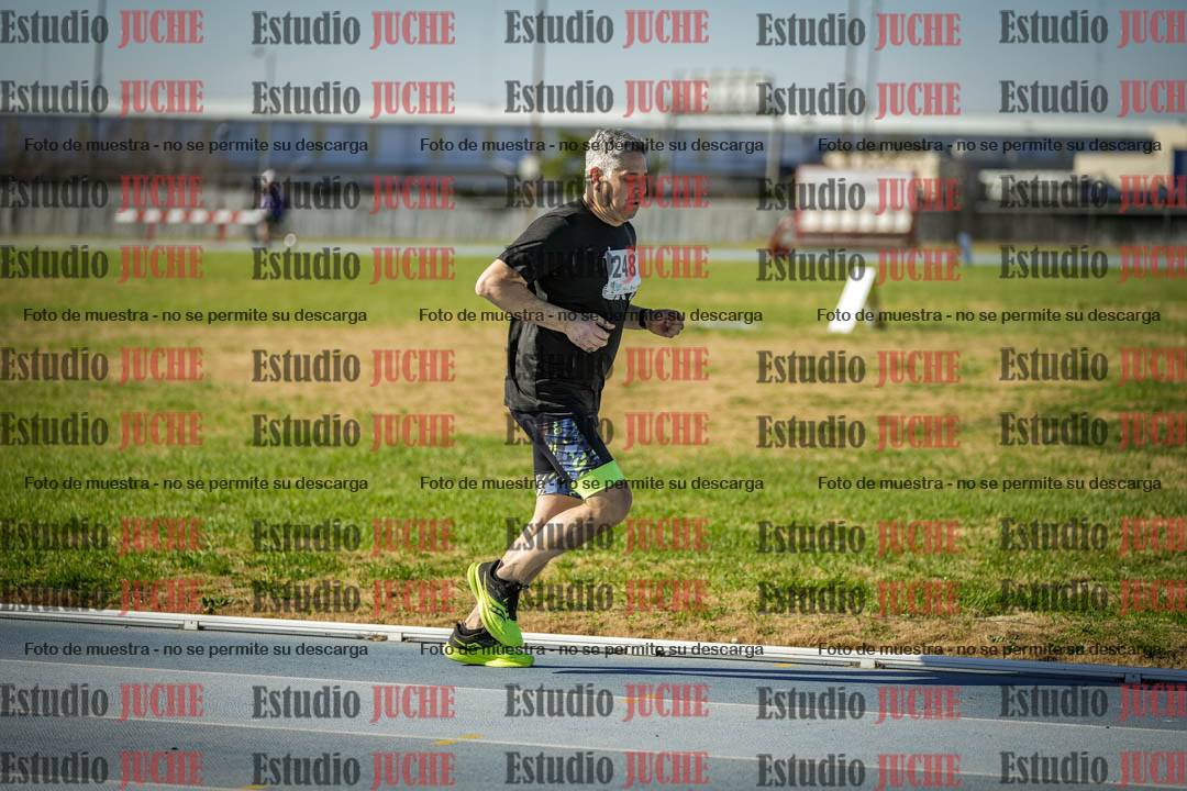 Fotos de los 1000 m llanos de varones