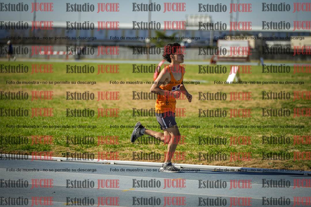 Fotos de los 1000 m llanos de varones