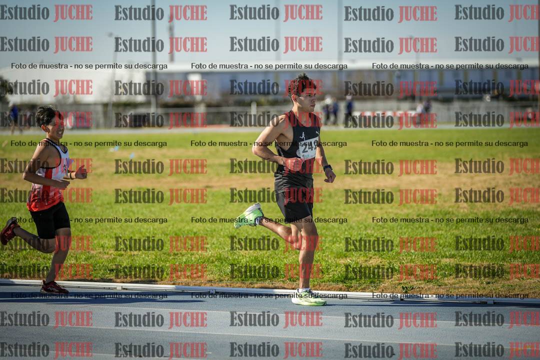Fotos de los 1000 m llanos de varones
