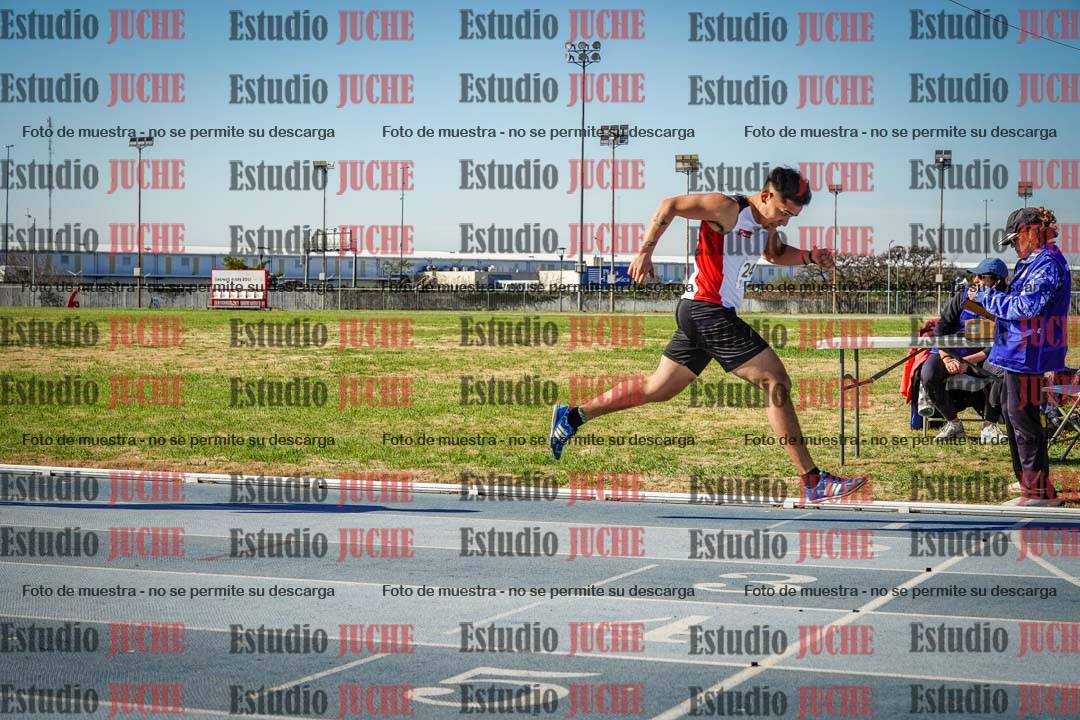 Fotos de los 1000 m llanos de varones