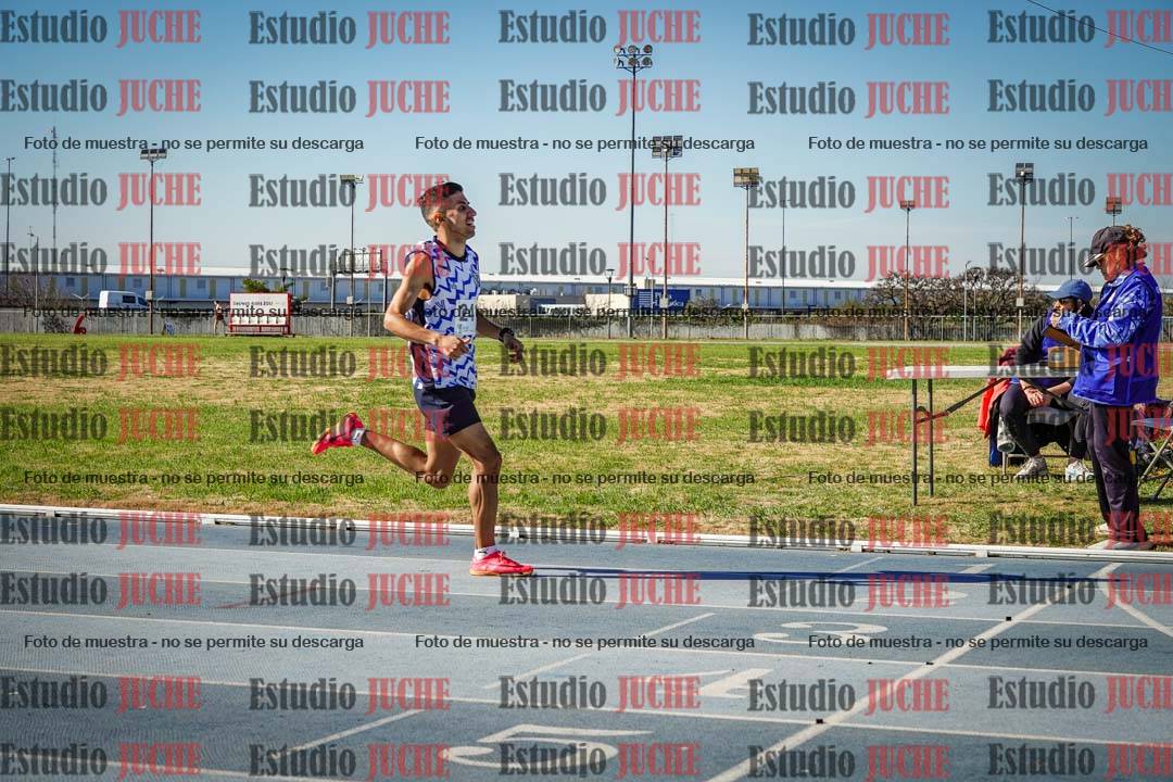 Fotos de los 1000 m llanos de varones
