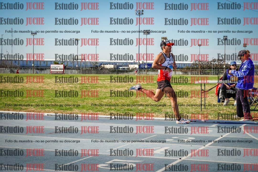 Fotos de los 1000 m llanos de varones