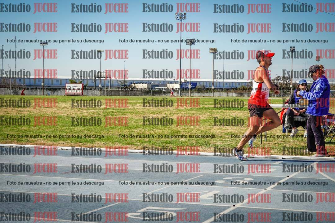 Fotos de los 1000 m llanos de varones