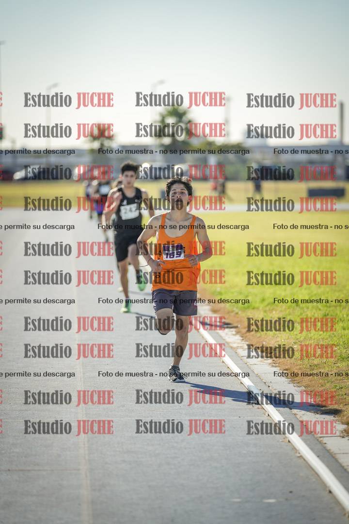 Fotos de los 1000 m llanos de varones