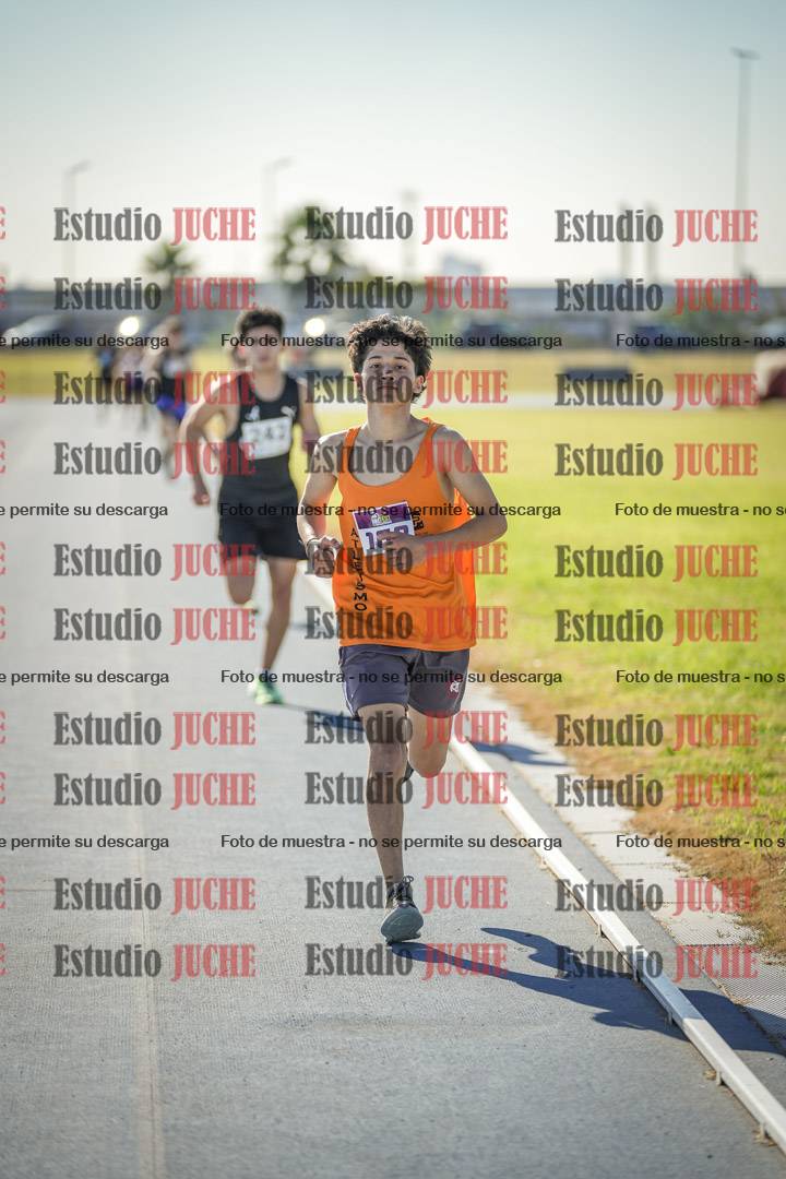 Fotos de los 1000 m llanos de varones