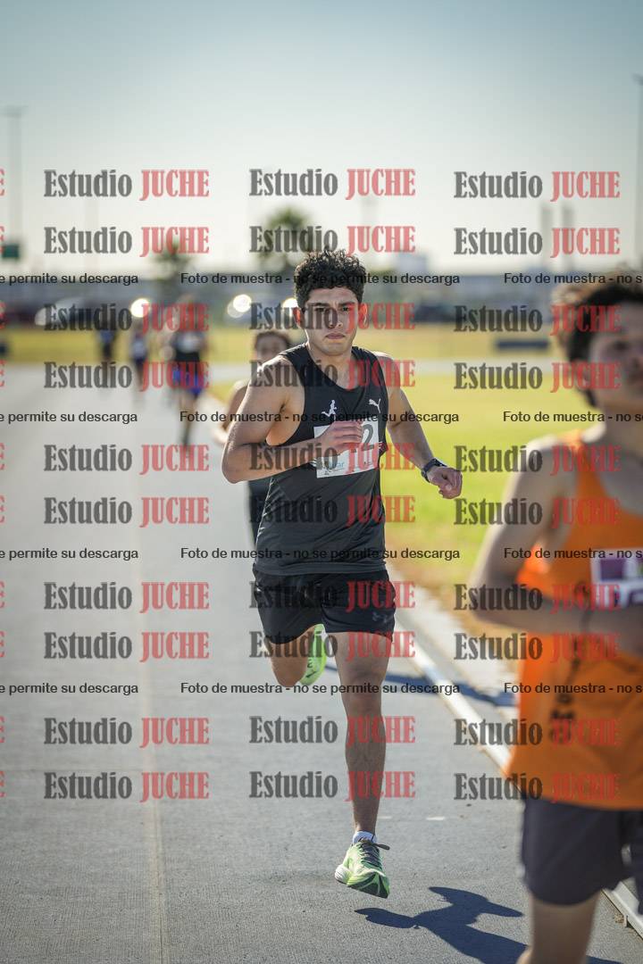 Fotos de los 1000 m llanos de varones