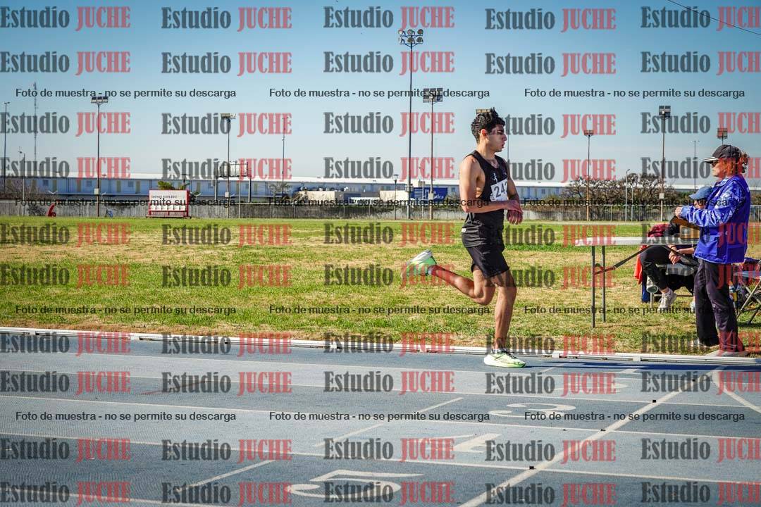 Fotos de los 1000 m llanos de varones