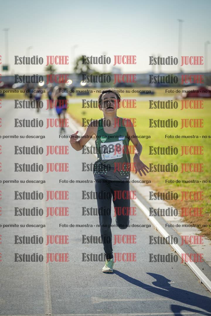 Fotos de los 1000 m llanos de varones