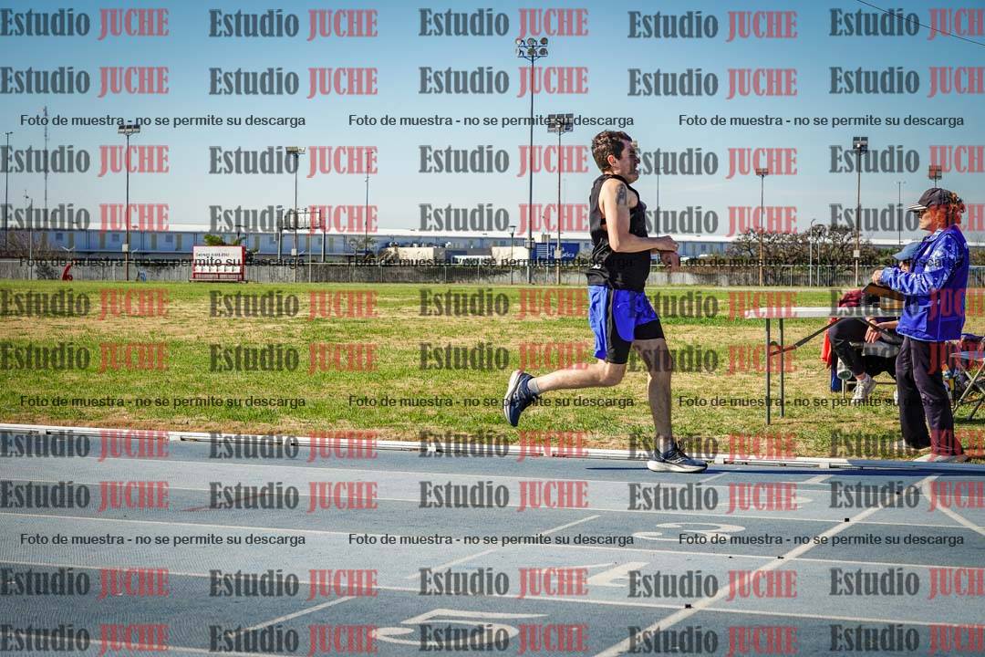 Fotos de los 1000 m llanos de varones
