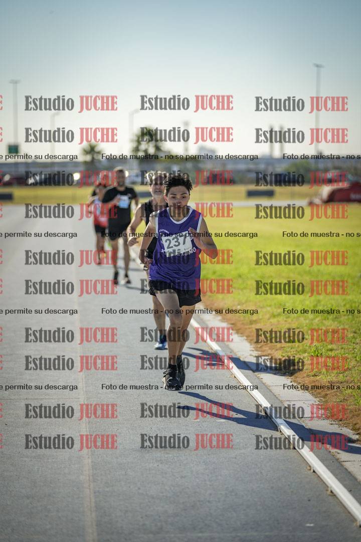 Fotos de los 1000 m llanos de varones