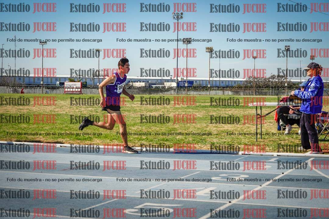 Fotos de los 1000 m llanos de varones