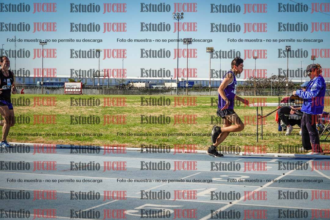 Fotos de los 1000 m llanos de varones