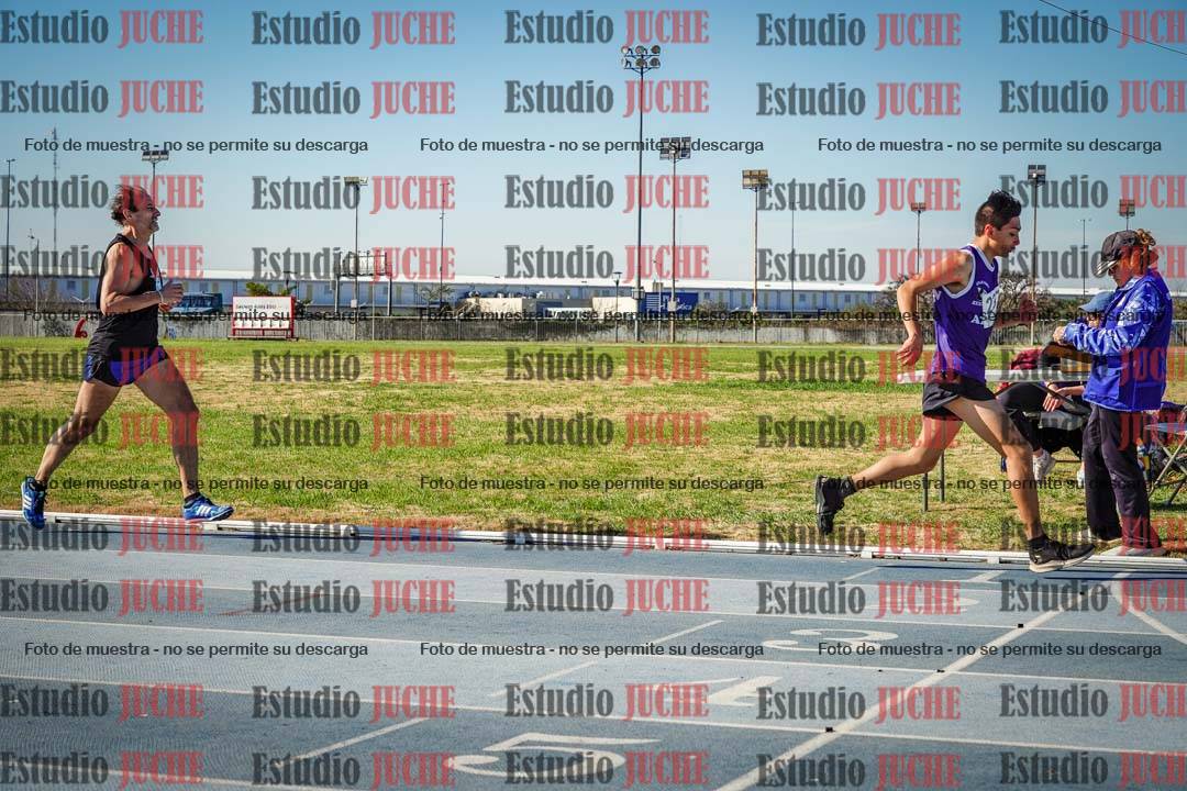 Fotos de los 1000 m llanos de varones