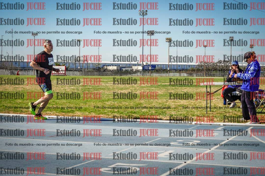 Fotos de los 1000 m llanos de varones