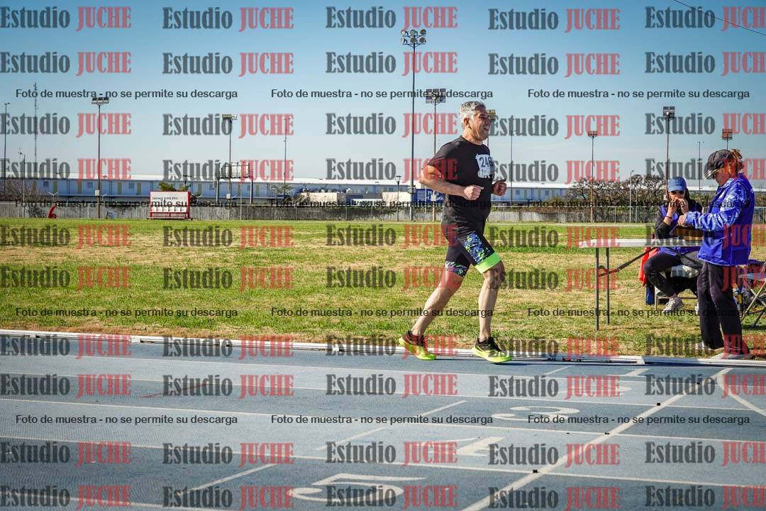 Fotos de los 1000 m llanos de varones