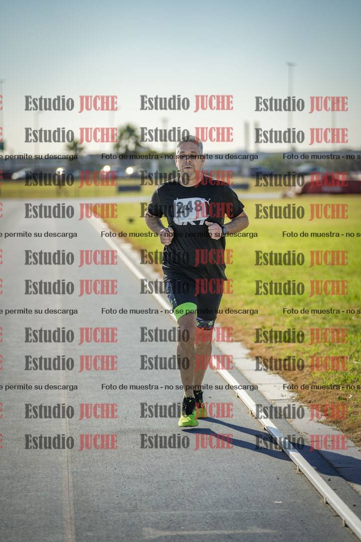 Fotos de los 1000 m llanos de varones